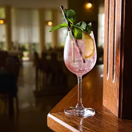 Világos Hotel 3*