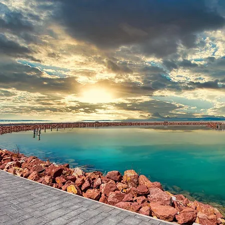 Ξενοδοχείο Vilagos 3*