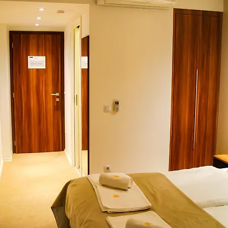 Vilagos Hotel