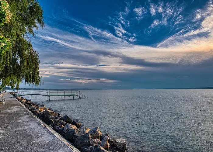Világos 3* Balatonvilágos