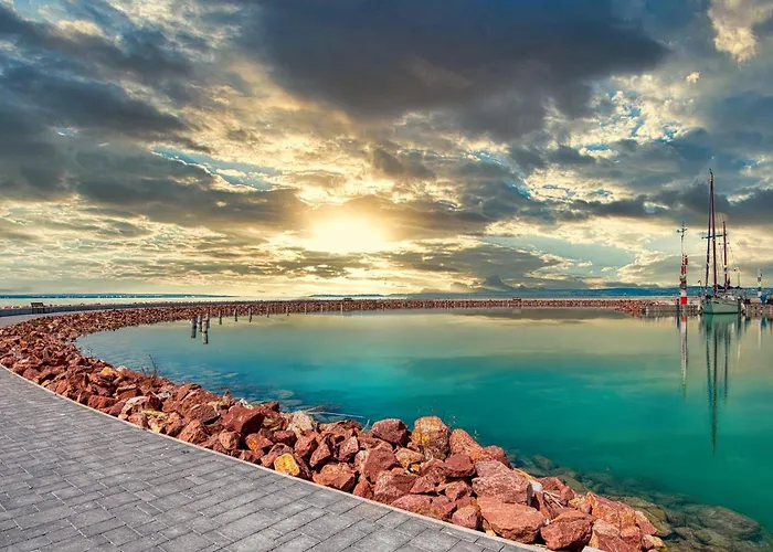 Szálloda Világos 3*