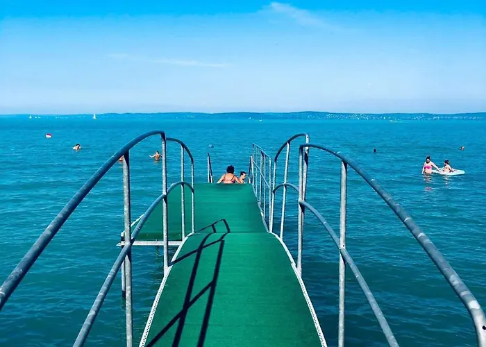 Vilagos מלון Balatonvilágos